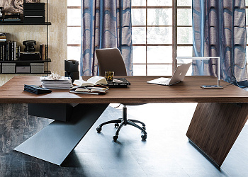 Письменний стіл Nasdaq