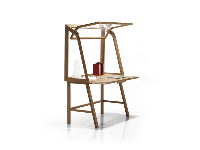 Gисьмовий стіл Secretello