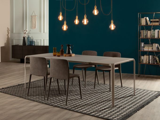 Стол обеденный Light