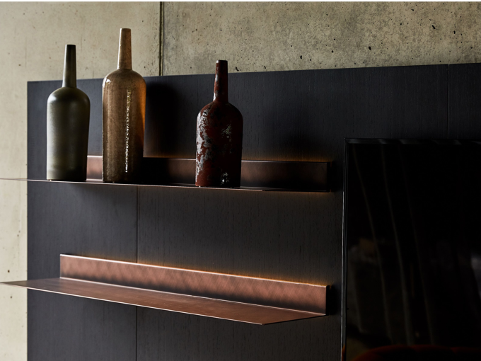 Книжная композиция Intralatina