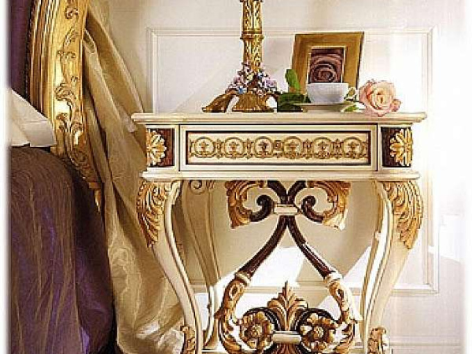 Прикроватна тумба Cappellini Intagli