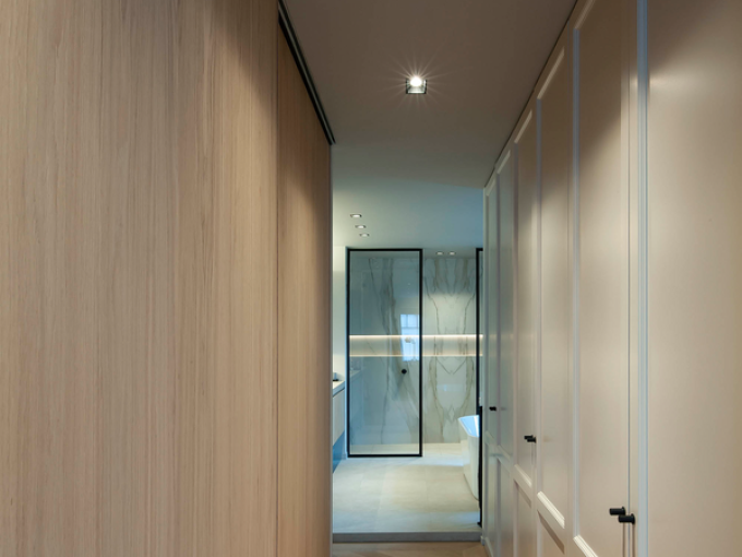 Стельовий Світильник Plano 2.0 led