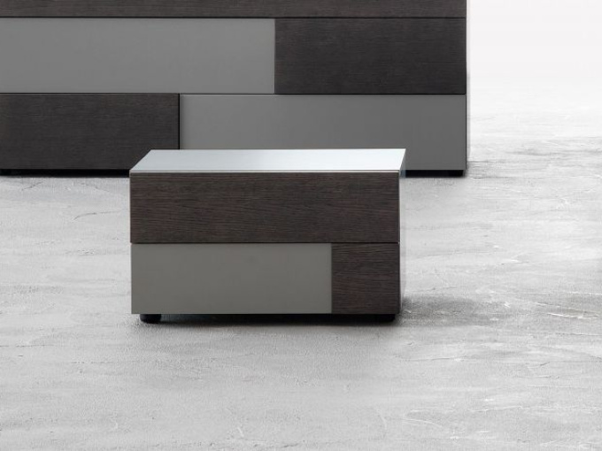 Приліжкова тумба Insieme Nightstand