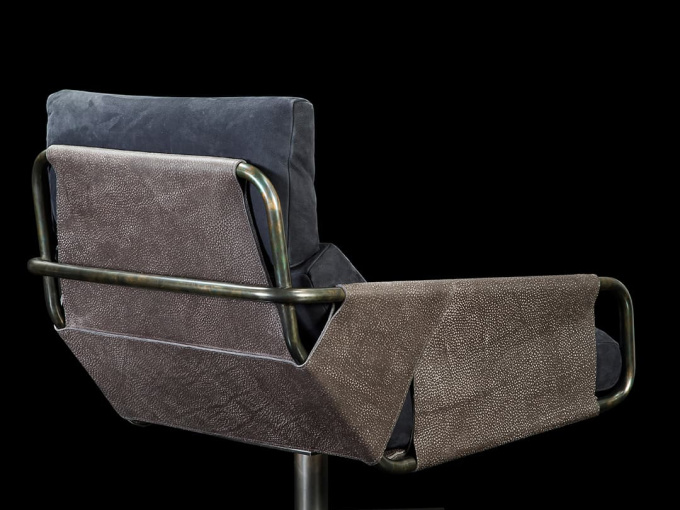 Кресло Voyage-armchair