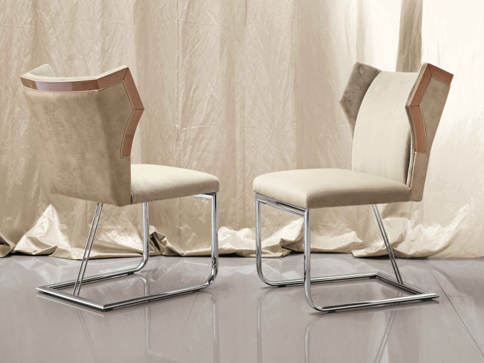 Обеденный Стул With Chrome Base