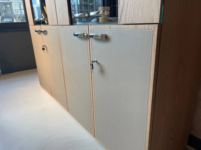 Книжкова шафа Isixty