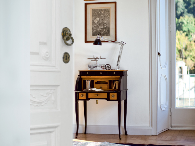 Cтол письменный Delfino