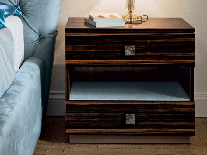 Прикроватна тумбочка Phil