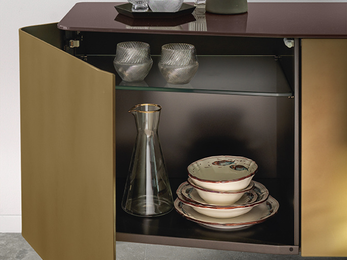 Витрина Plana