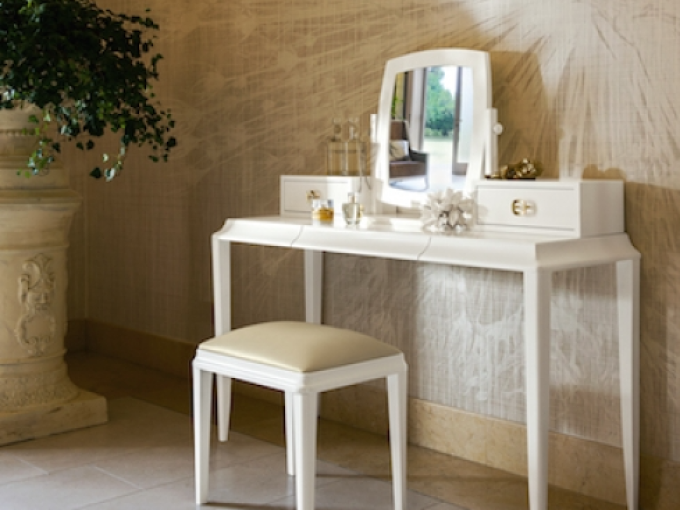 Туалетный столик VL730