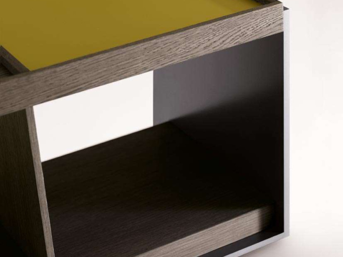 Журнальный столик Surface