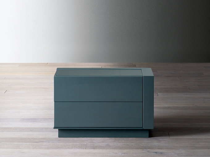 Прикроватна тумбочка Bengamine