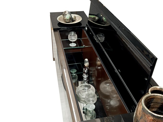 Барный шкаф Equinox