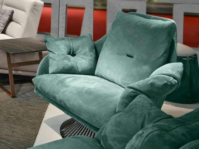 Кресло Gloss Leather