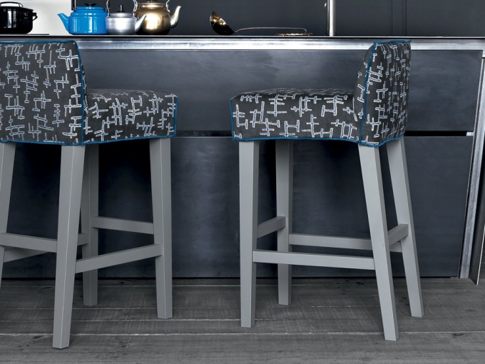 Барный стул Up 28