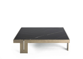 Журнальный стол District VII