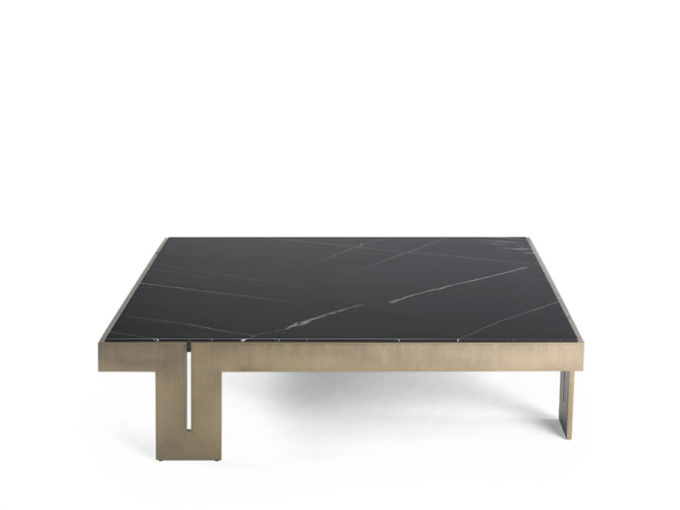 Журнальный стол District VII