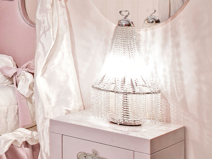 Настольная лампа  2049