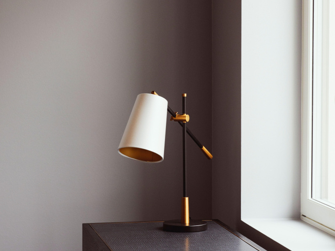 Лампа настільна Andro