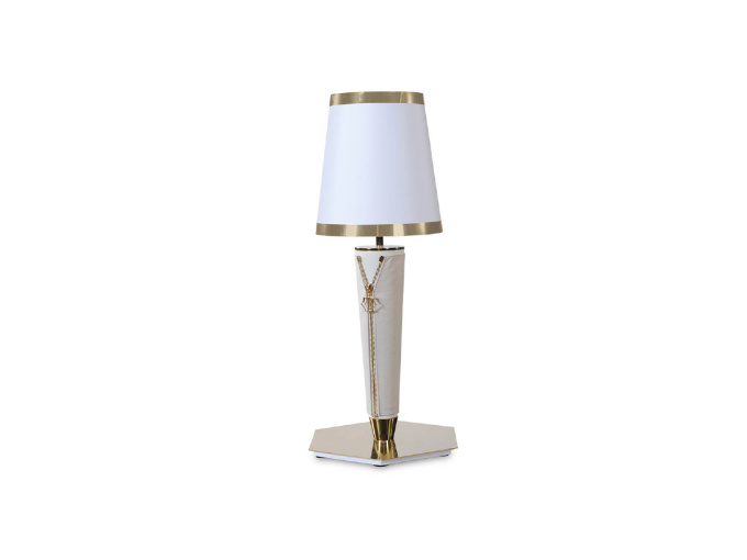 VOGUE TABLE LAMP