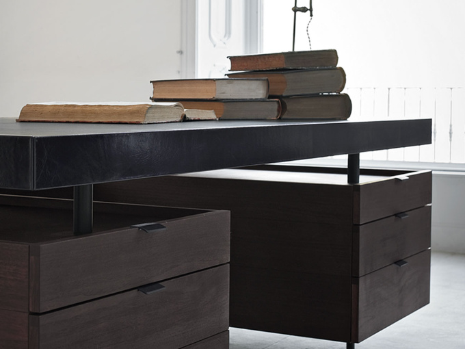 книжкова шафа Bourgeois Scrivania
