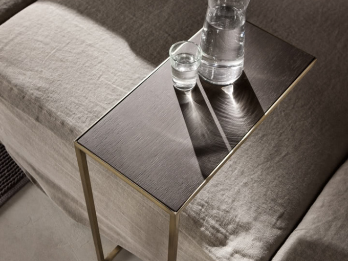 Журнальний столик NARCISO