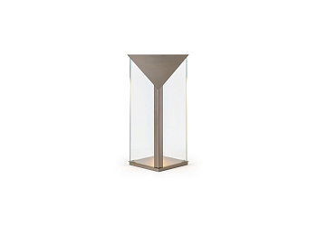 ZERO TABLE LAMP
