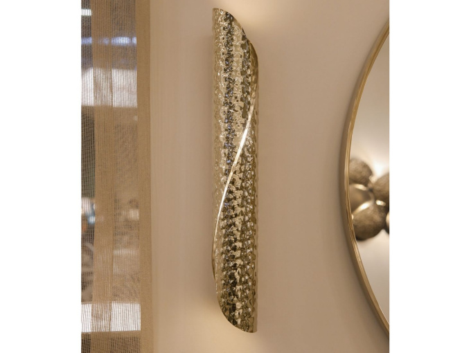 Настенный светильниик Elven