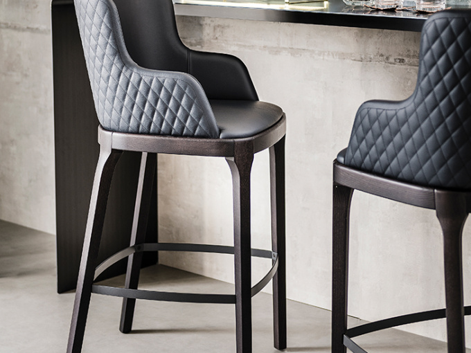 Стул Magda Couture