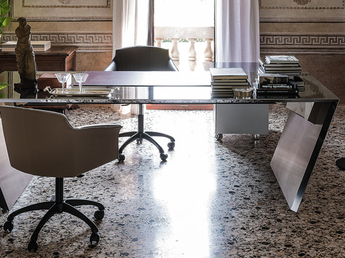 Письменний стіл Vega