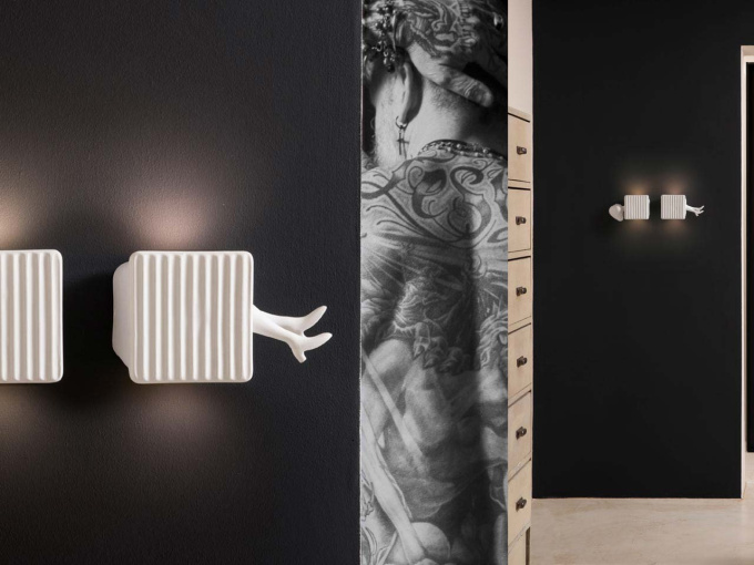 Настенный светильник Binarell: AP200 AT INT