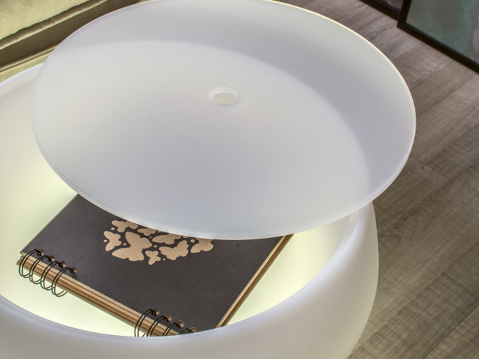 Журнальный столик Maki