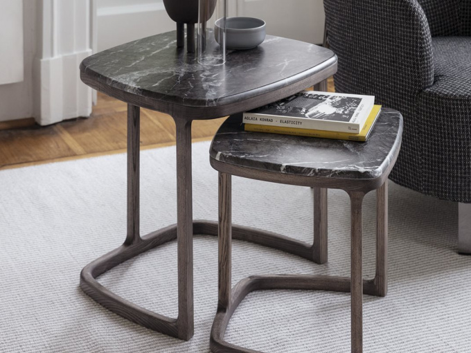 Столики Antigone