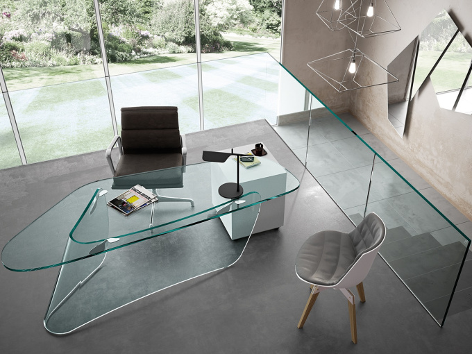 Стол письменный graph