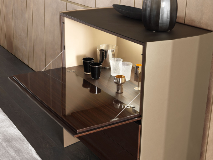 Буфет Milvian Sideboard