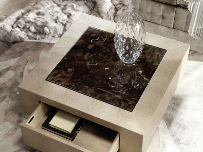 Журнальный столик Square Cocktail Low Table