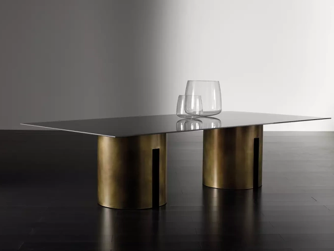 Обеденный стол Gong