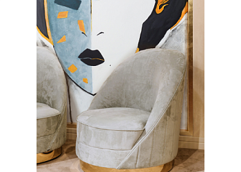 Кресло Luxury Swivel Armchair