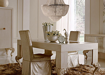 Столова Composition