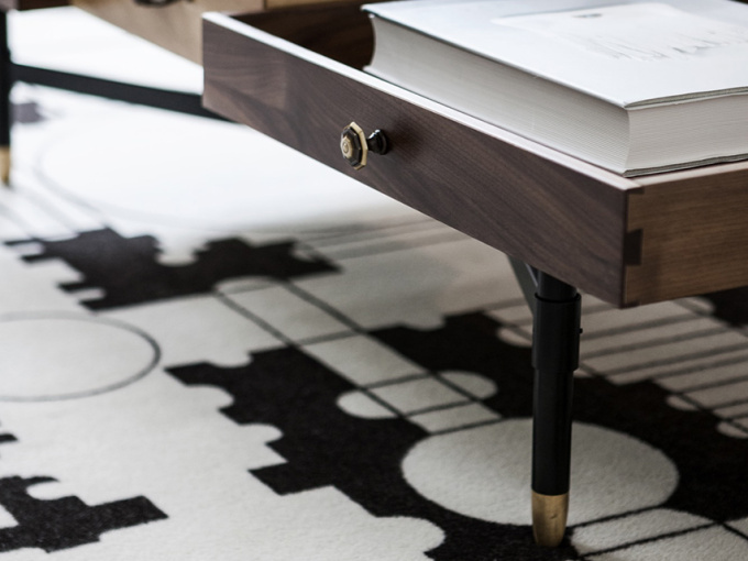 Журнальний столик The Dreamers