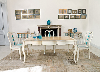 Консоль Aston