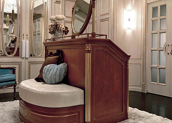 Гардеробна Petersburg