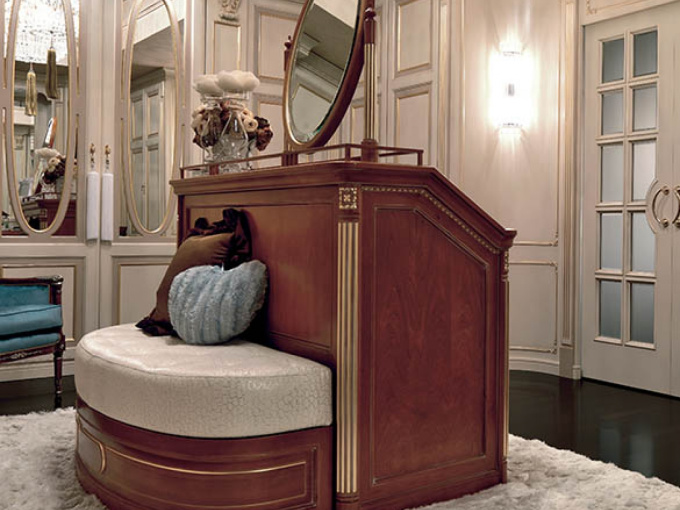 Гардеробна Petersburg