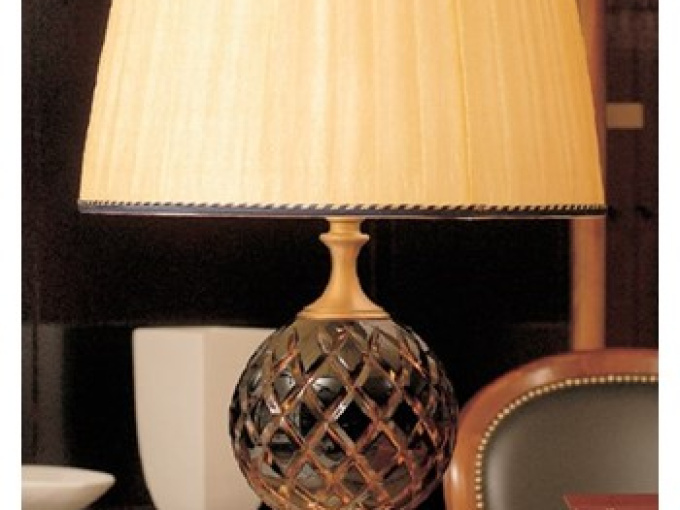 Лампа настільна 1542