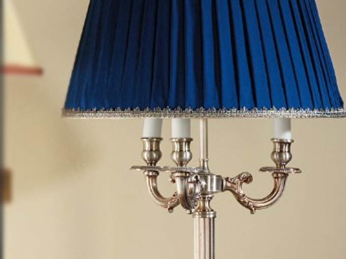 Лампа настільна 606