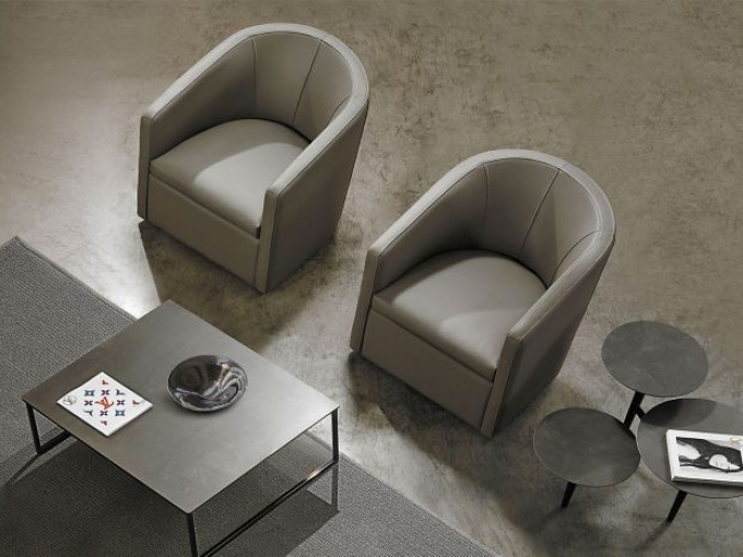 Кресло Pretty Quickship