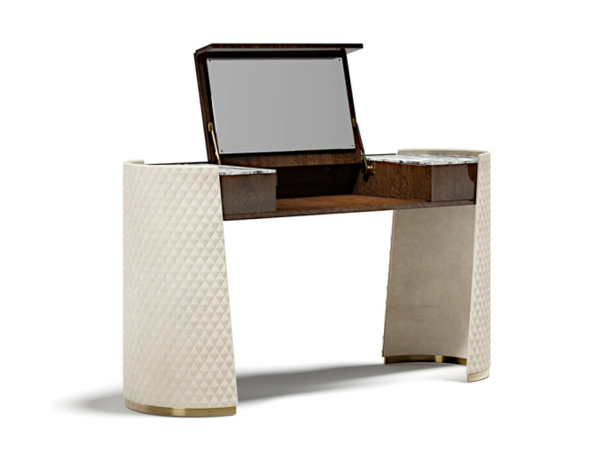 Консоль Majestic