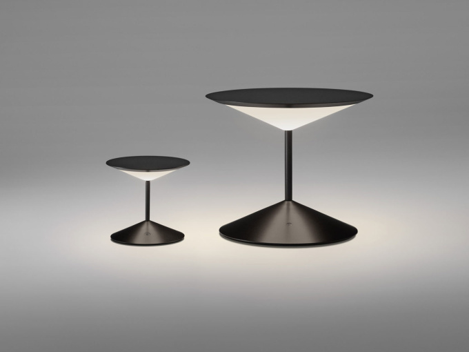 Настольна лампа Narciso