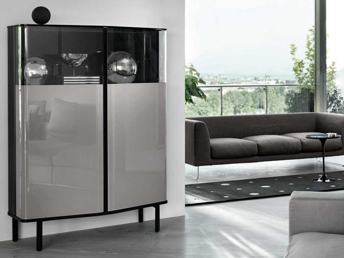 Витрина Plié