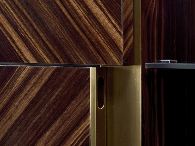 Сервант BLADE HIGH